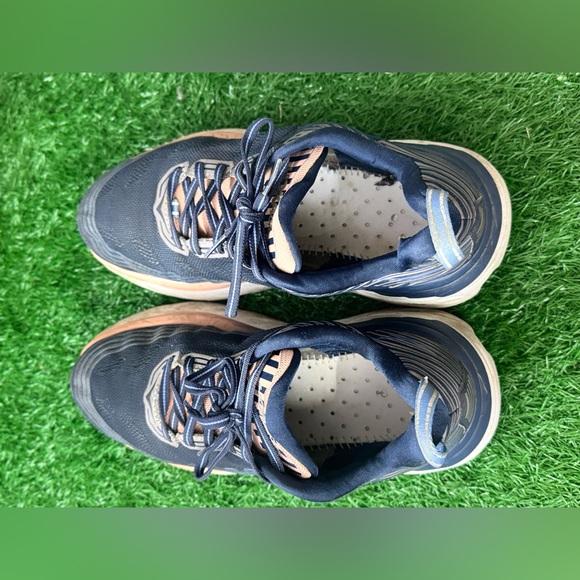 Hoka women’s Bondi 6‎ Wide Size 8D - Picture 7 of 9